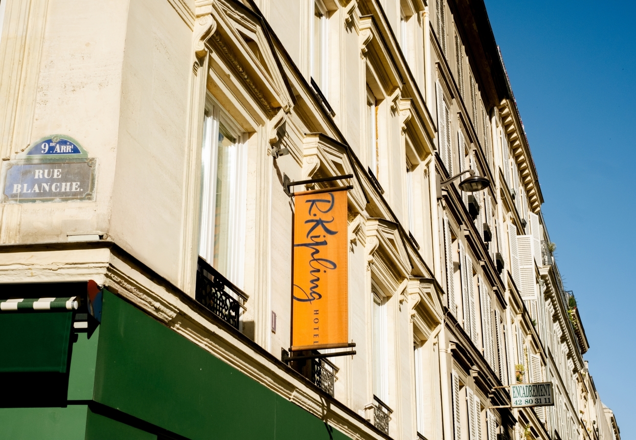 Hotel R. Kipling by HappyCulture
